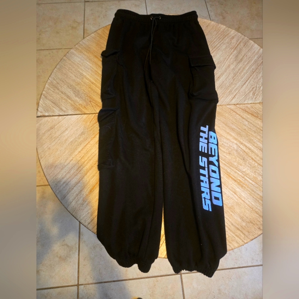 BEYONS THE STARS Black Sweatpants Joggers